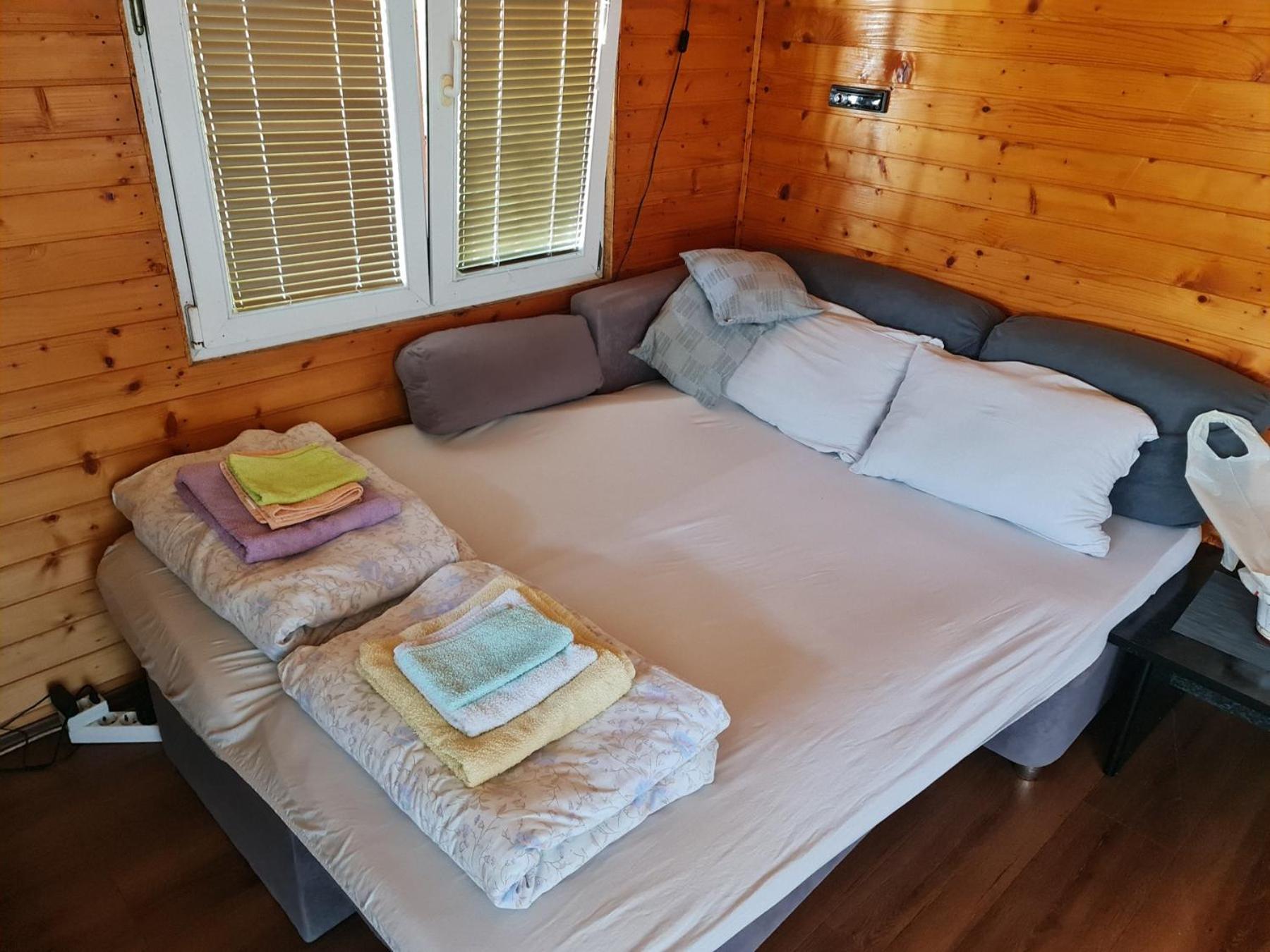 Kuca I Splav Na Reci Savi Villa Beograd Værelse billede